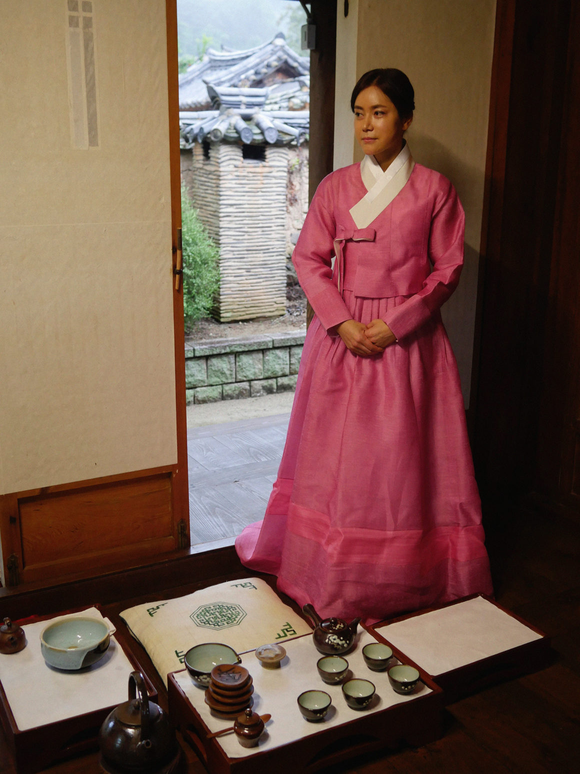 Pink Lady_South Korea | Dina Goldstein