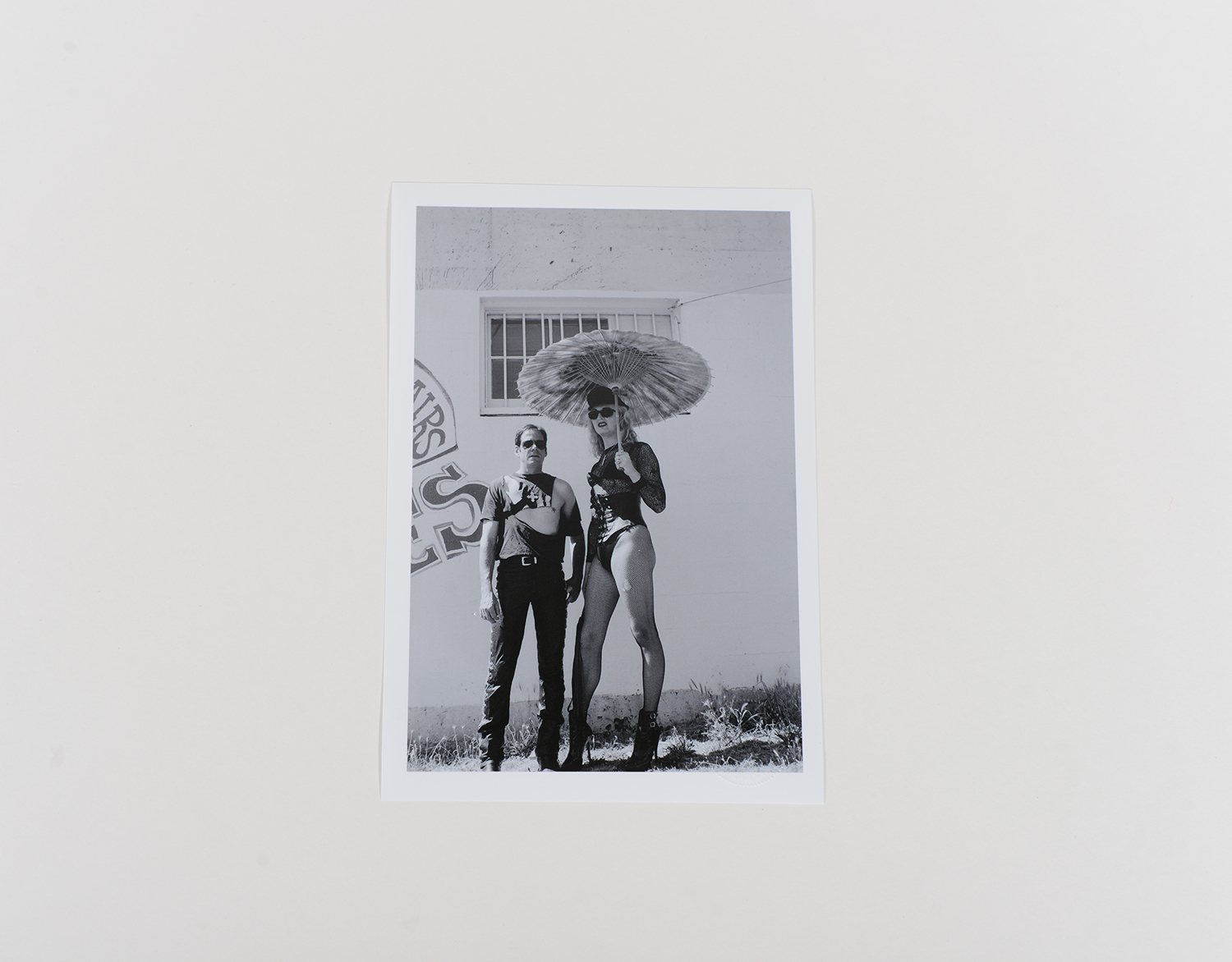 Drag Queen with Umbrella and Man_Gay Pride_1997_794
