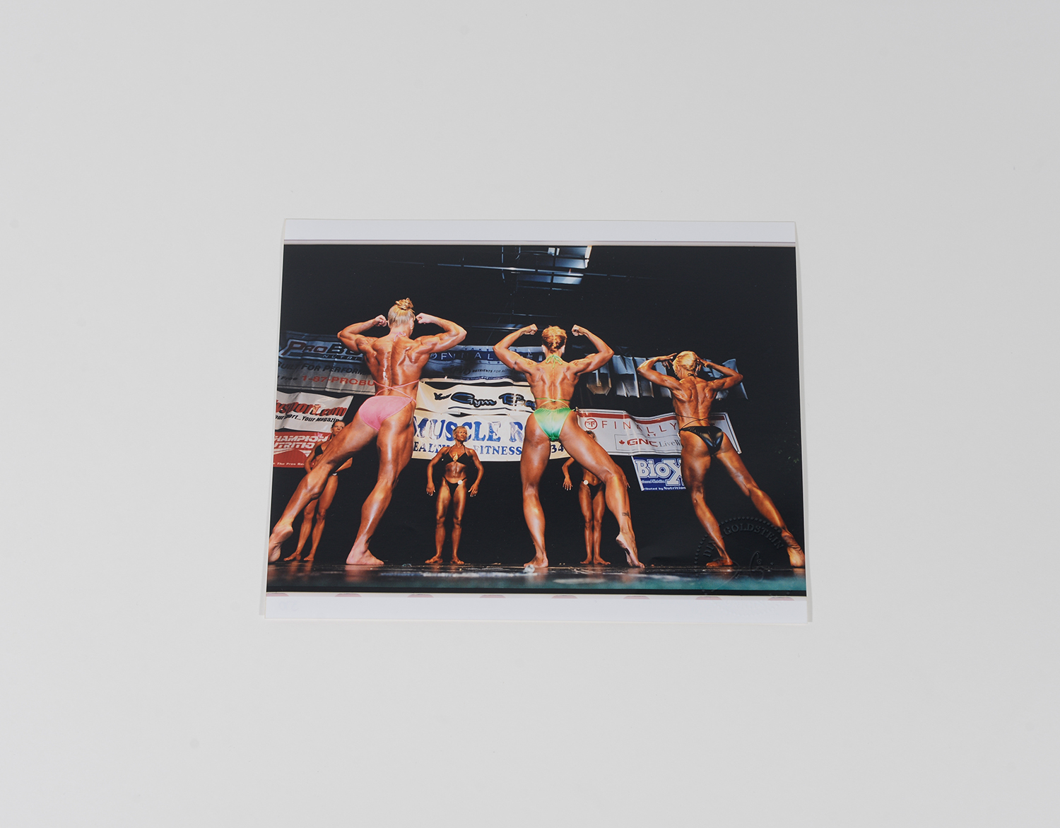 Female Bodybuilders On Stage_BodyBuilders_2001_370
