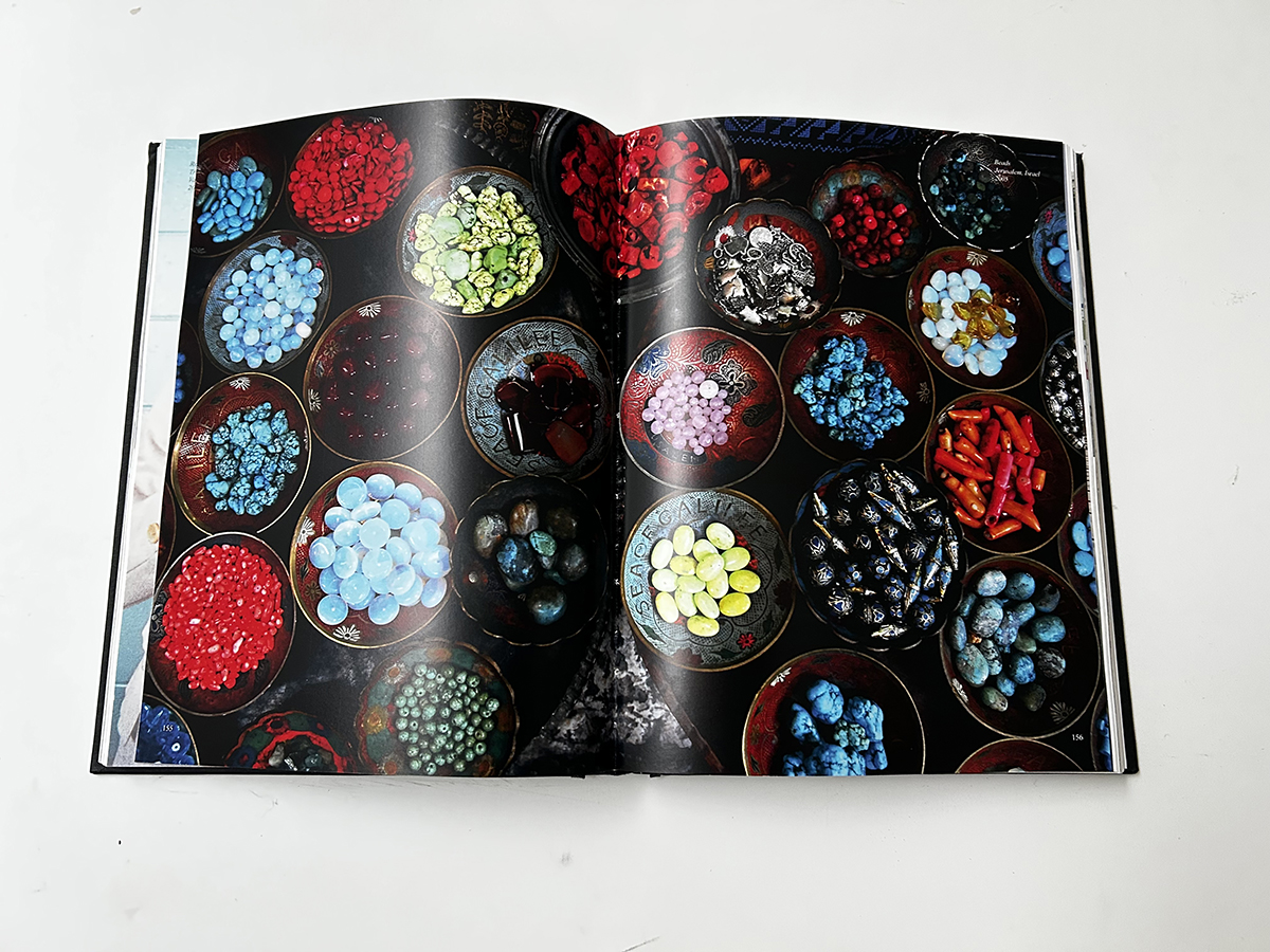 inside spread beads 157